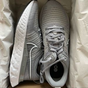 Women’s Nike React Infinity Run Flyknit 2